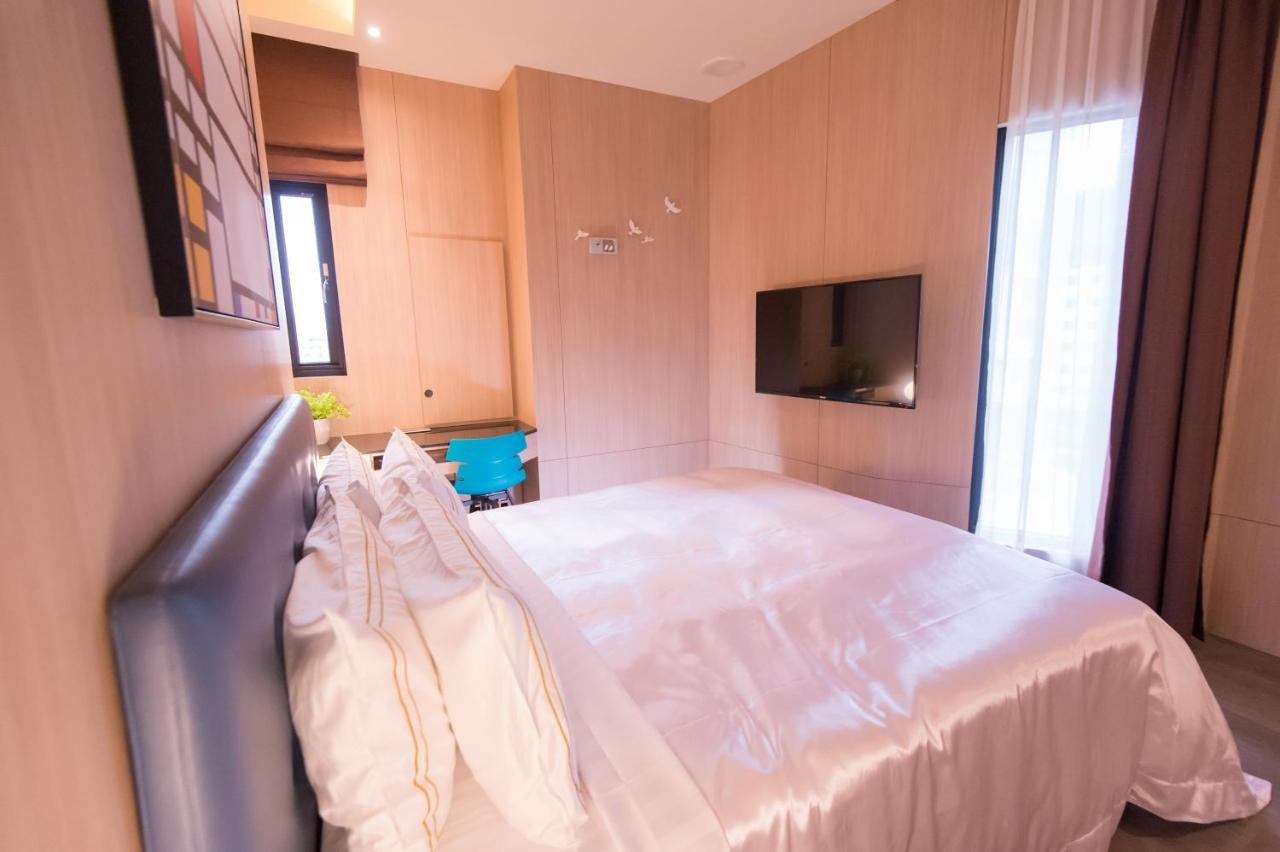J Moon Villa Motel Taipei Extérieur photo