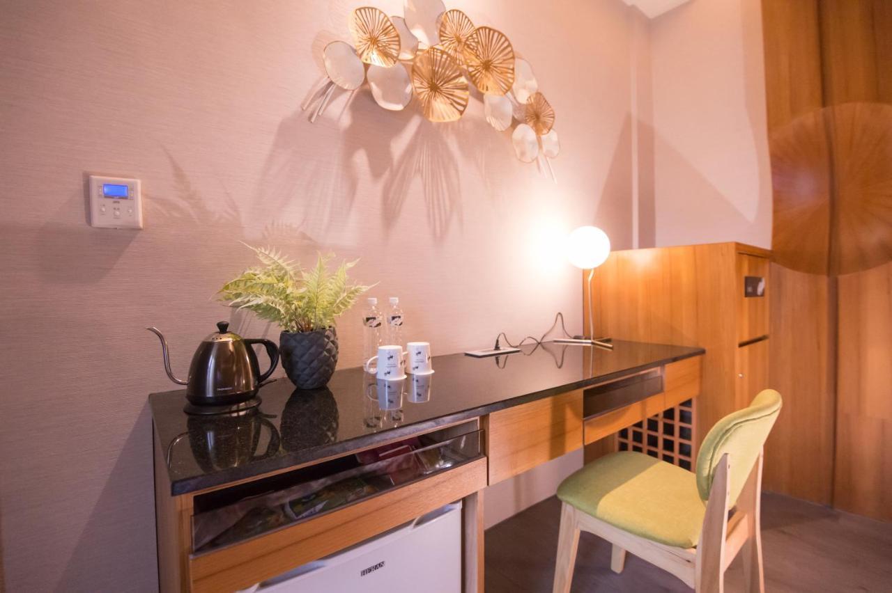 J Moon Villa Motel Taipei Extérieur photo