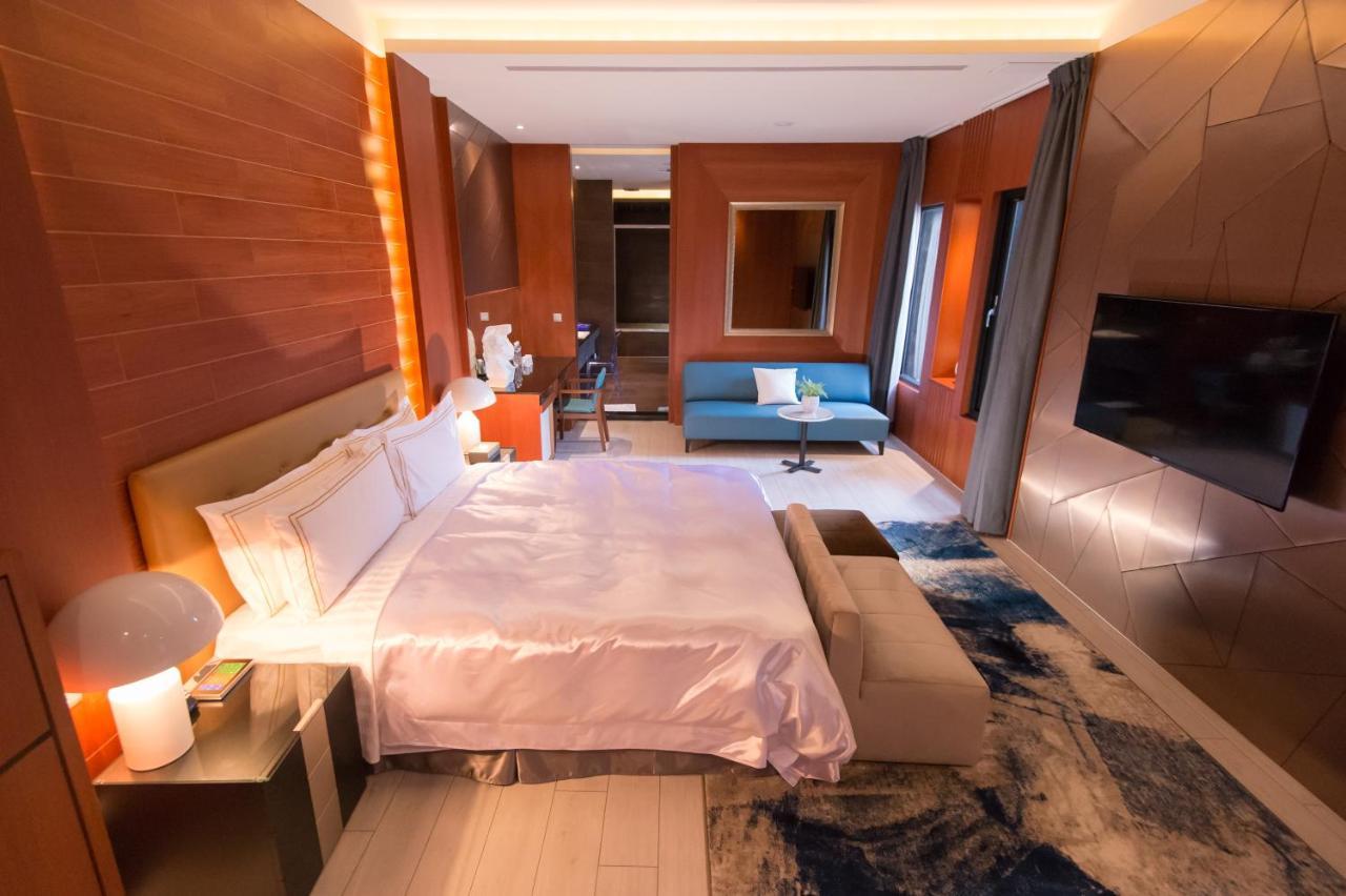 J Moon Villa Motel Taipei Extérieur photo