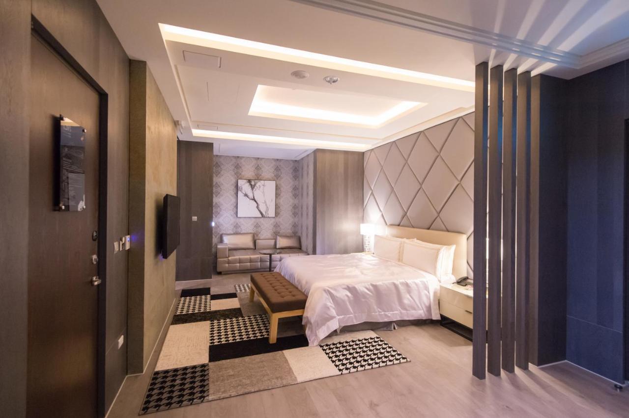 J Moon Villa Motel Taipei Extérieur photo