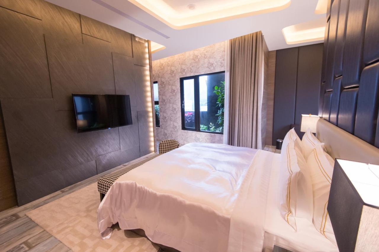 J Moon Villa Motel Taipei Extérieur photo