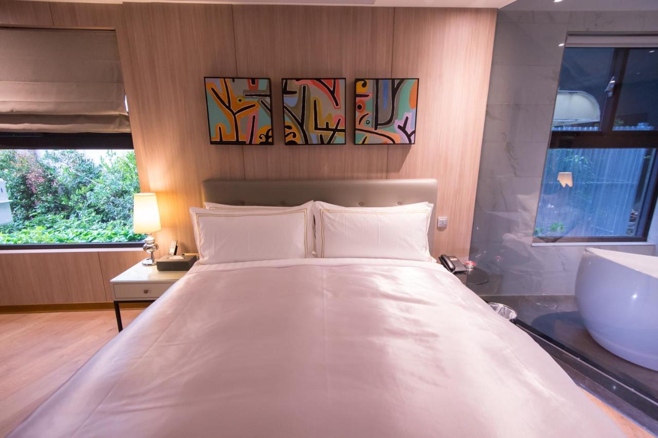 J Moon Villa Motel Taipei Extérieur photo