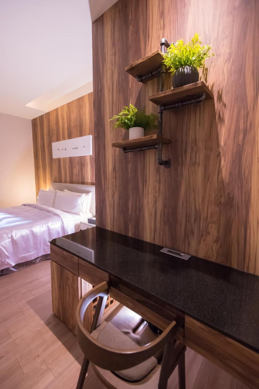 J Moon Villa Motel Taipei Extérieur photo